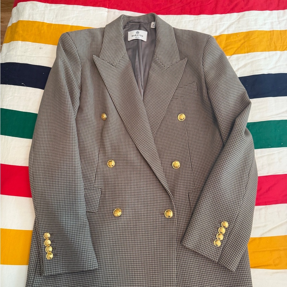 Aritzia Houndstooth Double-Breasted Blazer with Gold Buttons